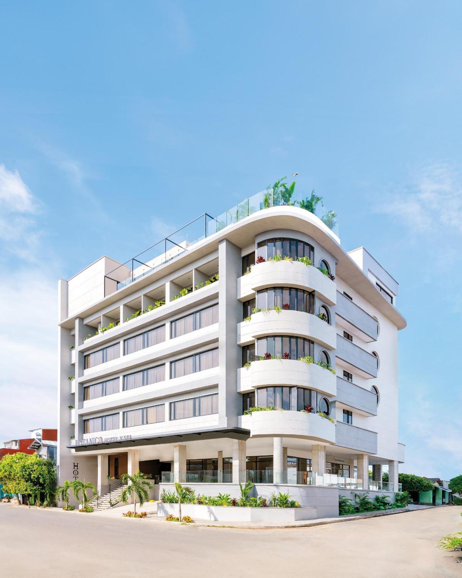 Botanico Hotel Y Spa Caucasia Esterno foto